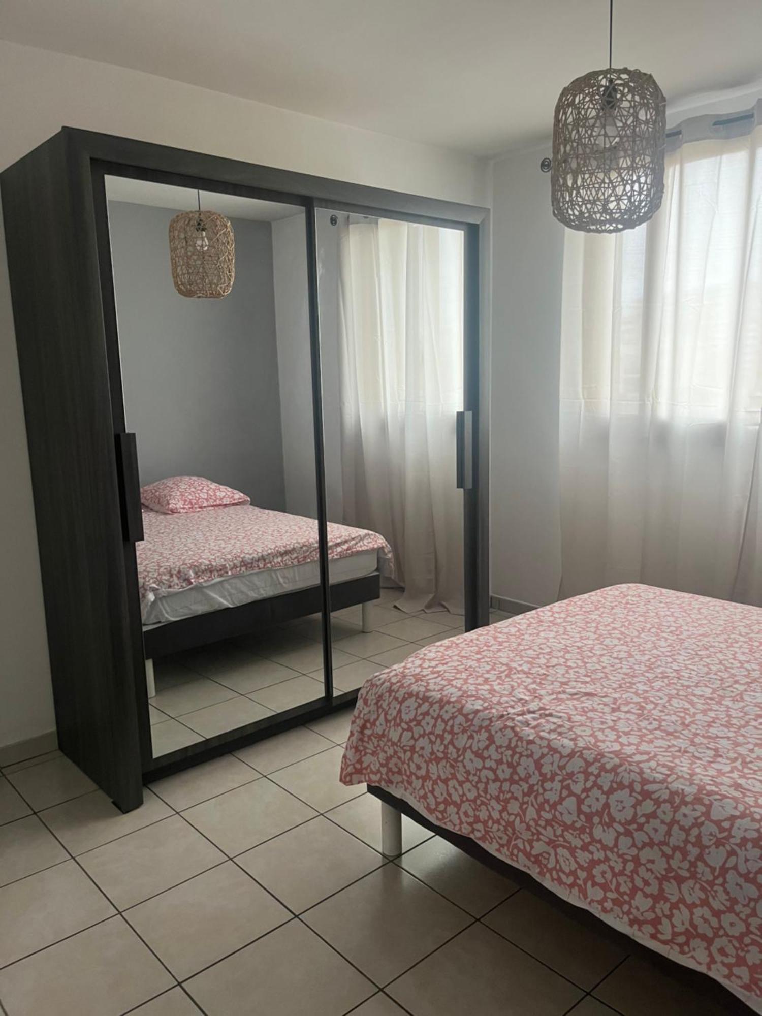 Appart T3 Proche Metro -Draps Et Serviettes Inclus 마르세유 외부 사진